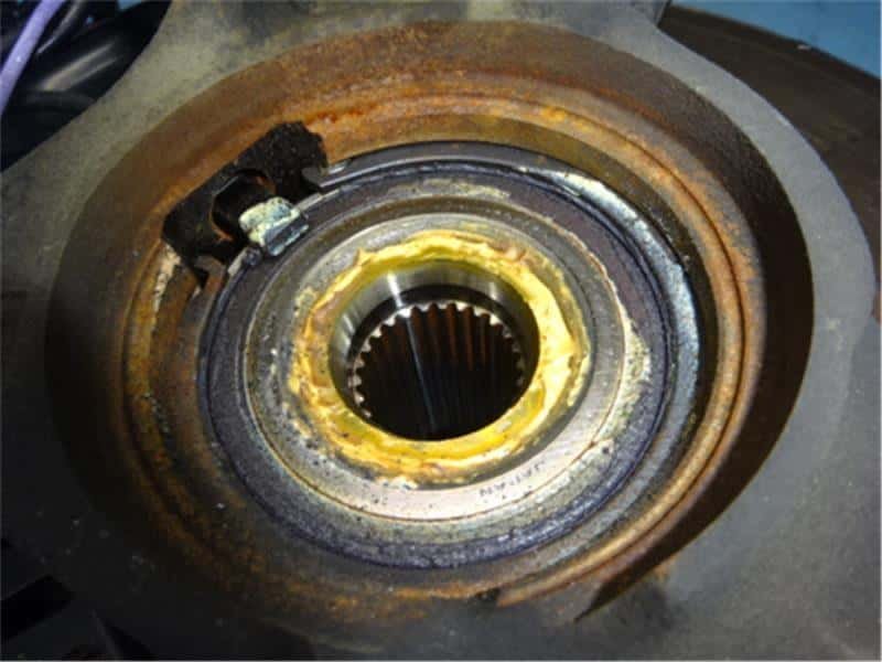 Front Left Knuckle Hub Assembly TOYOTA Porte 2019 DBA-NSP141 4321252050 - Image 5